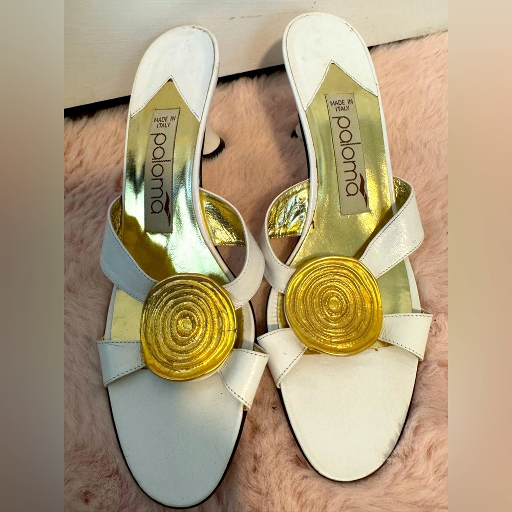 💥Paloma Women's White and Gold Sandals